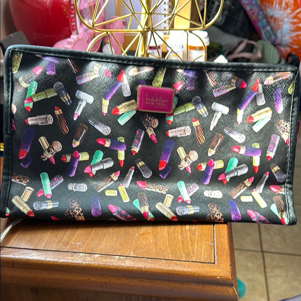 Colorful Lipstick Print Makeup Bag